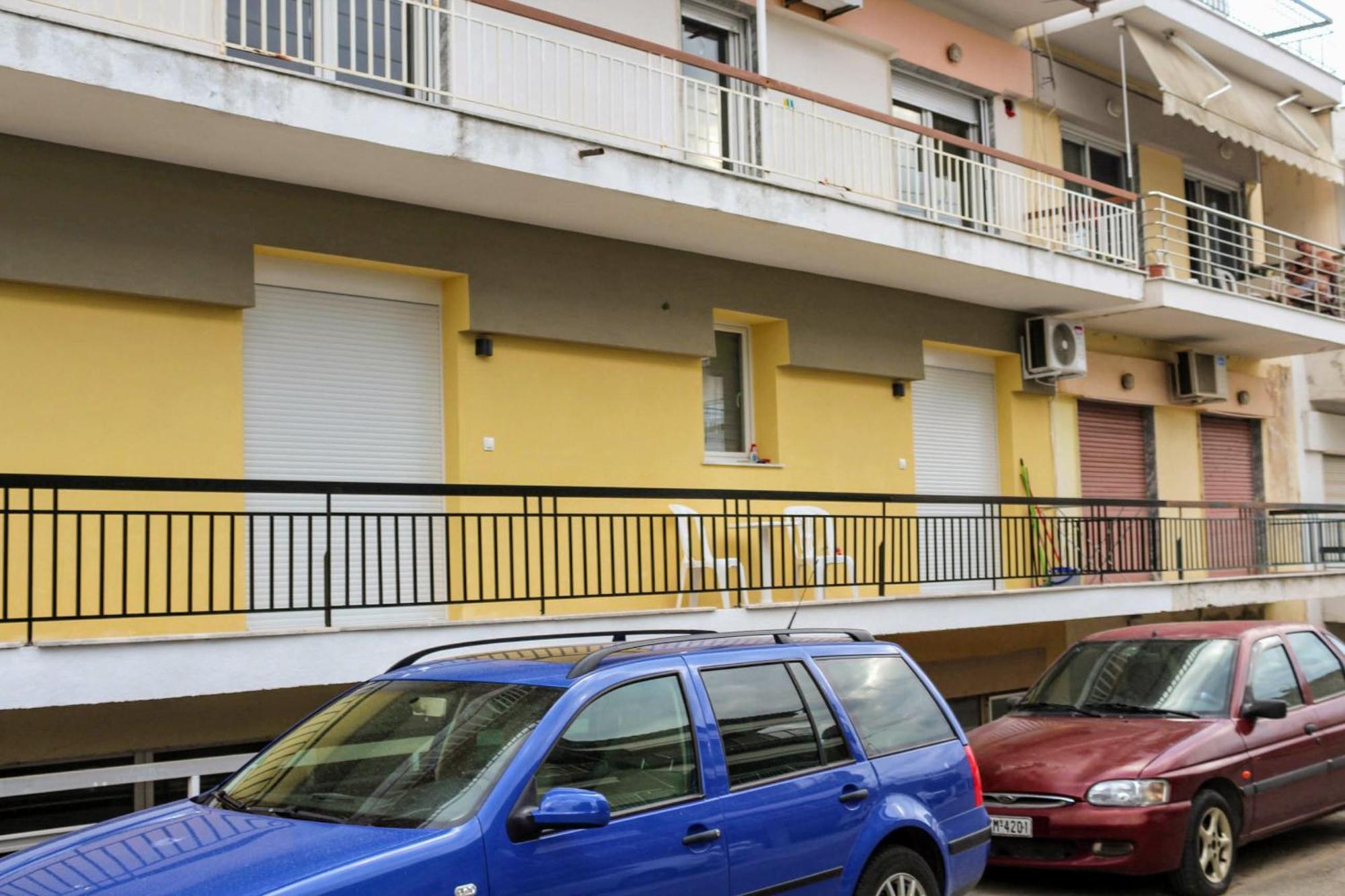 Konstantinos Apartment Nea Moudania Bagian luar foto