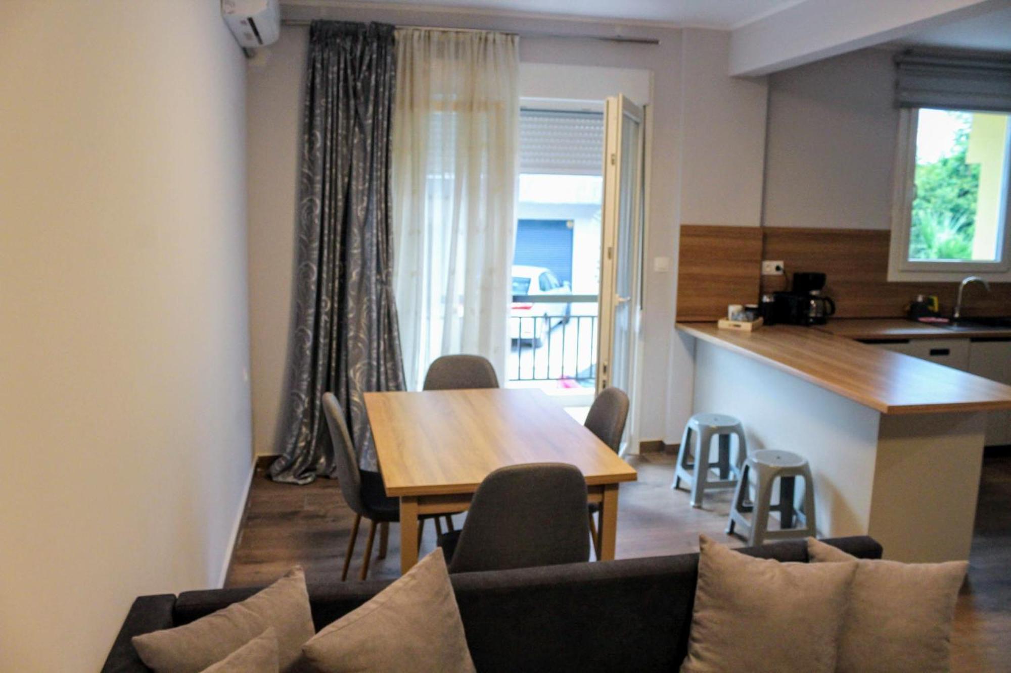 Konstantinos Apartment Nea Moudania Bagian luar foto