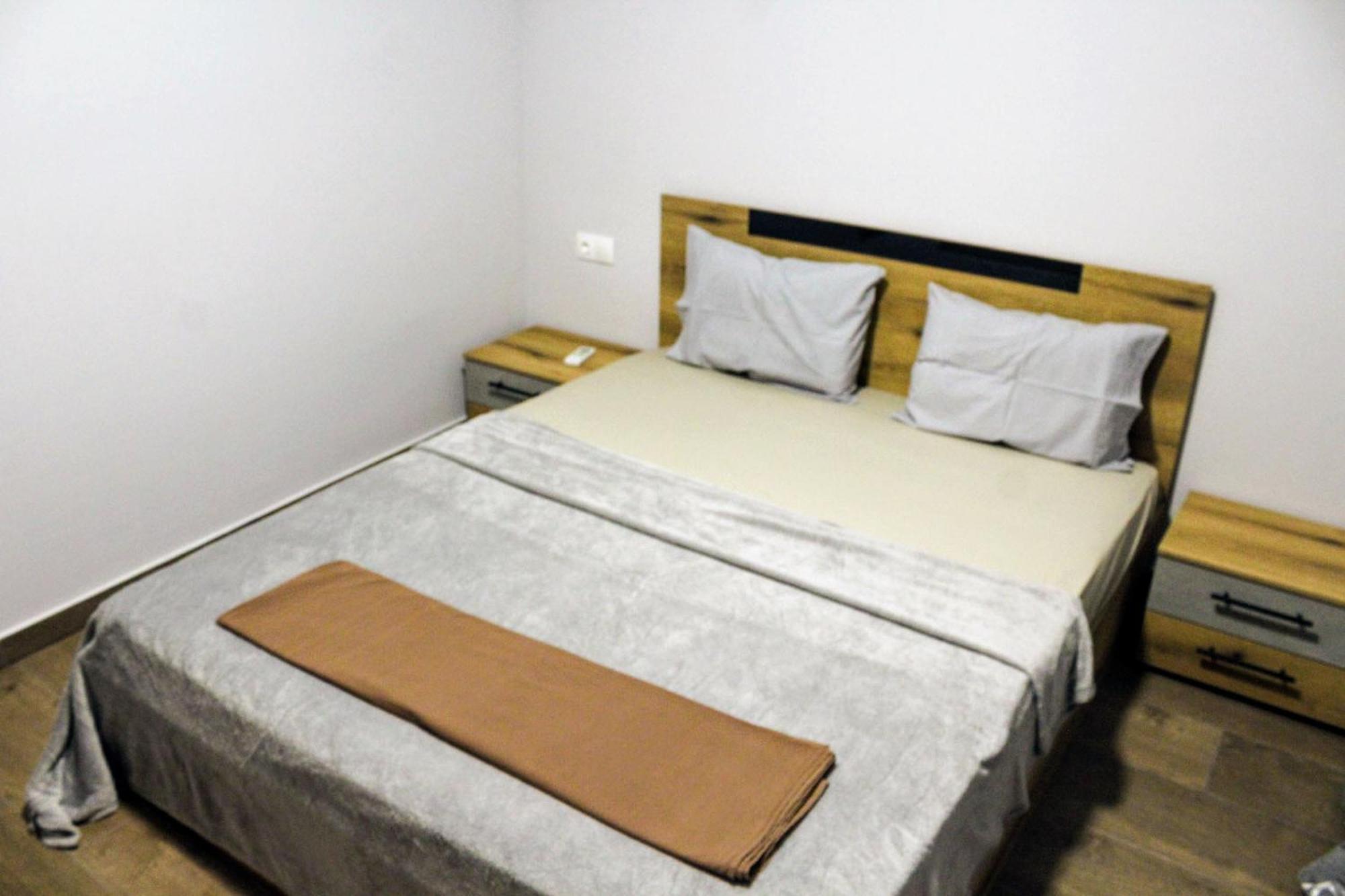 Konstantinos Apartment Nea Moudania Bagian luar foto